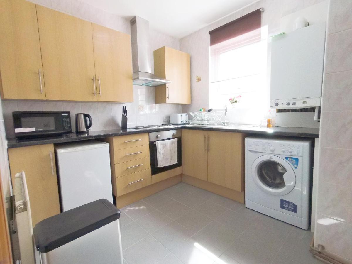 Carnation Flat A In Wembley Leilighet London Eksteriør bilde